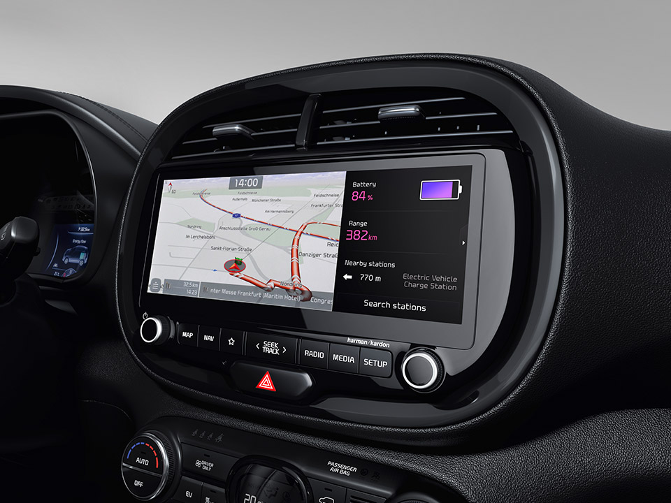 Kia e-Soul Navigationssystem-Touchscreen